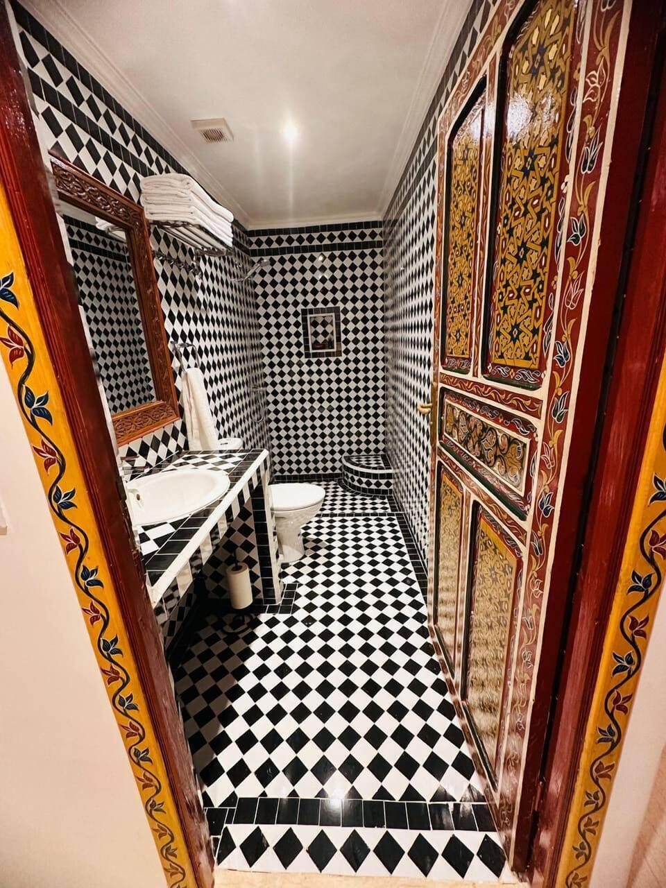 Shower, free toiletries, hair dryer (on request), towels
