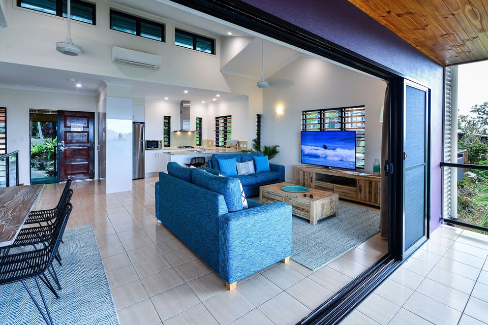 Anchorage 13 | Living area