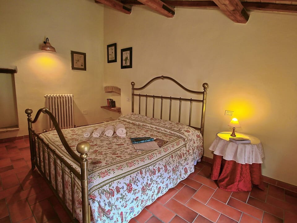House | 4 bedrooms, bed sheets