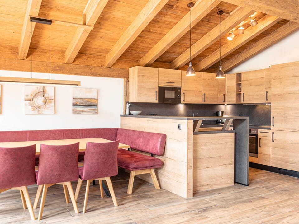 House | Dining