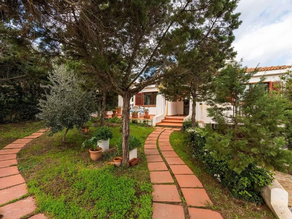 Villa | Exterior