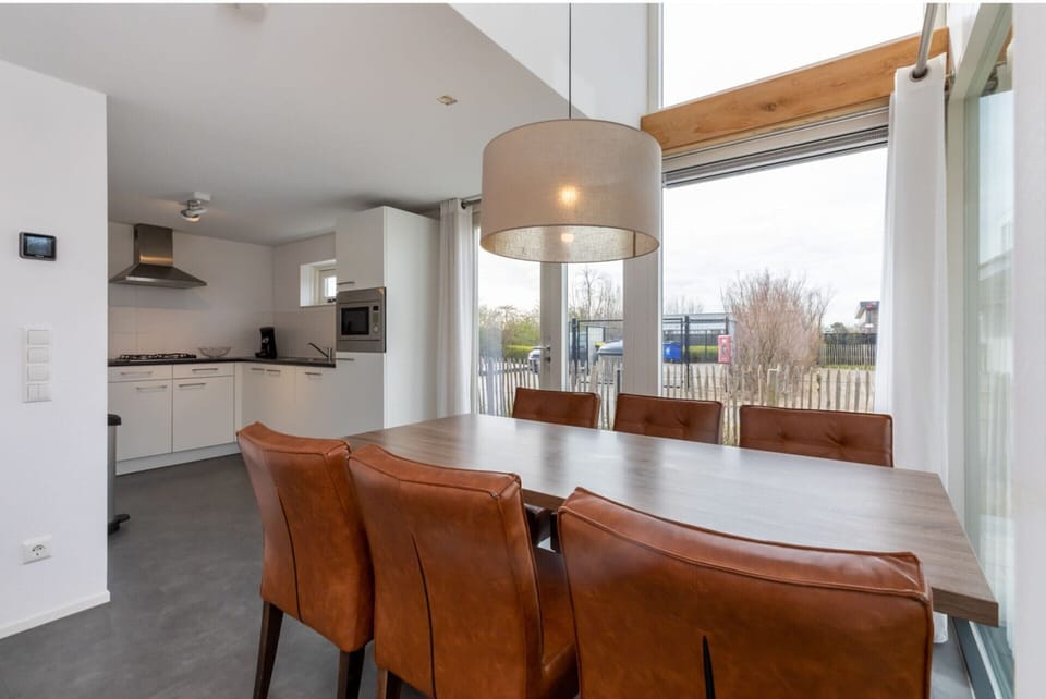 House | Dining