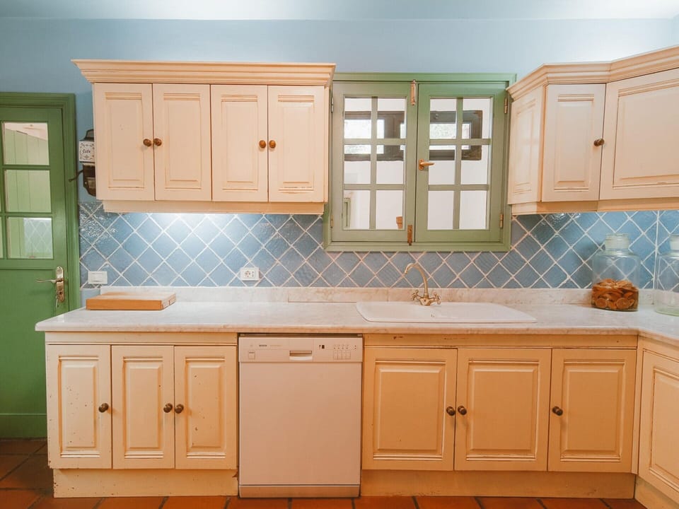 House | Bathroom