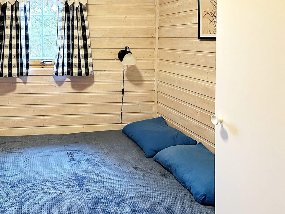4 Person Holiday Home in Lysoysundet House in Trondelag