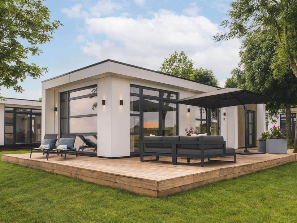 House | Property grounds