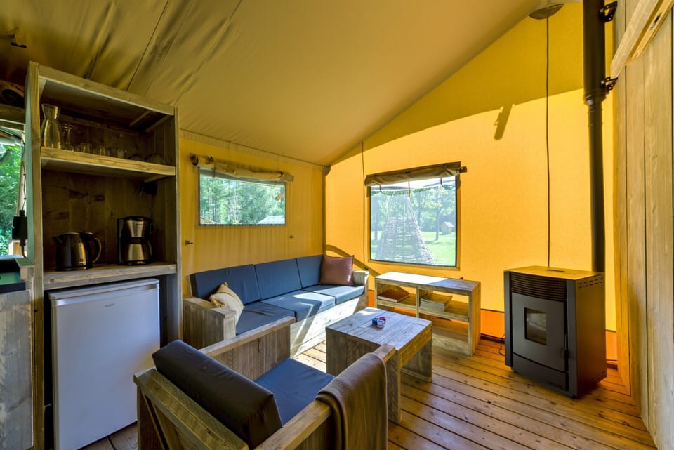Tent | Living room