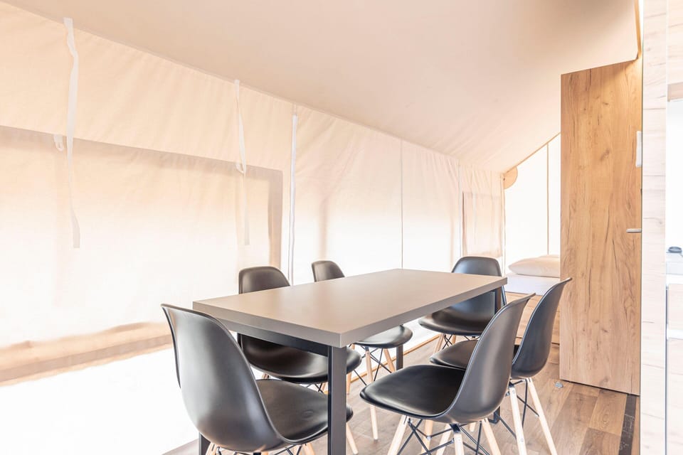 Tent | Living room