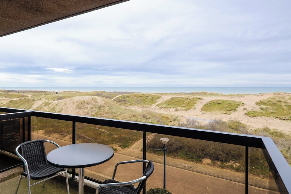 Apartment | Outdoor dining