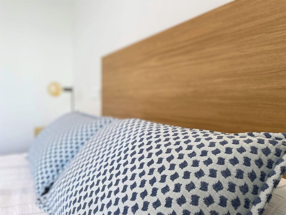 Apartment | 2 bedrooms, individually furnished, iron/ironing board, bed sheets