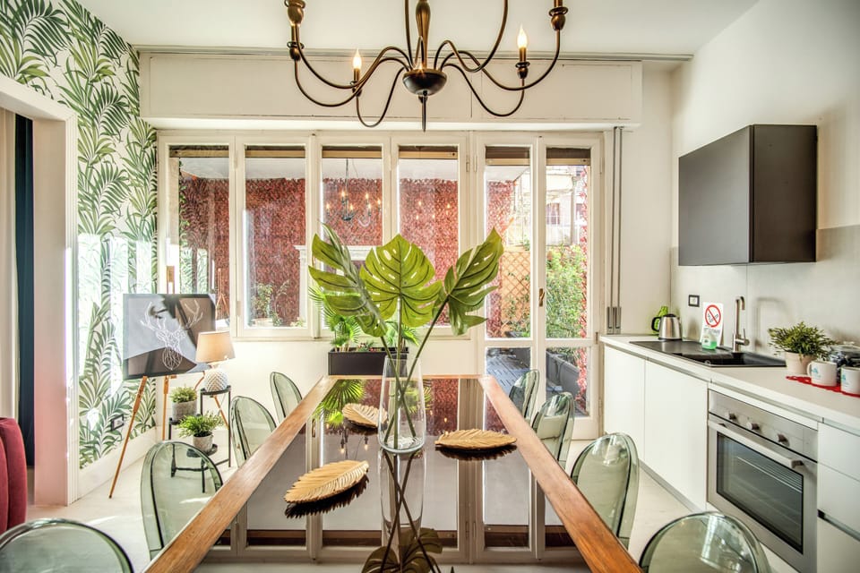 Premium Apartment | Private kitchen | Fridge, microwave, oven, stovetop