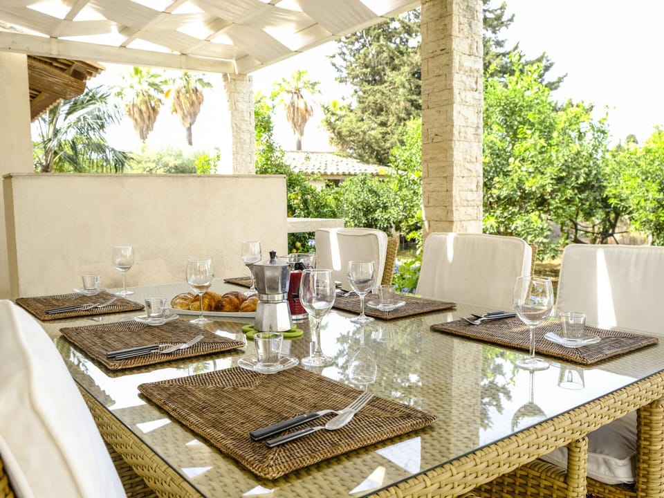 House | Dining