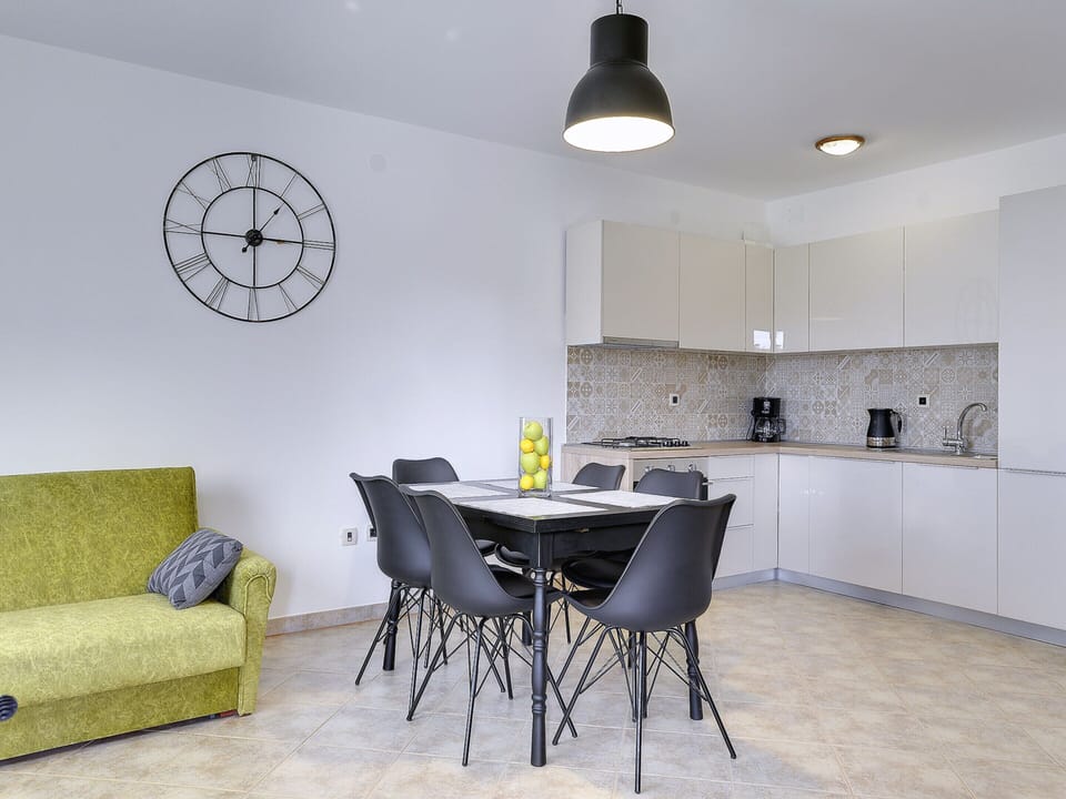 Apartment | Private kitchen | Electric kettle, toaster