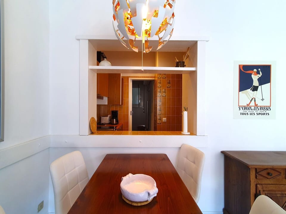 Apartment | Dining