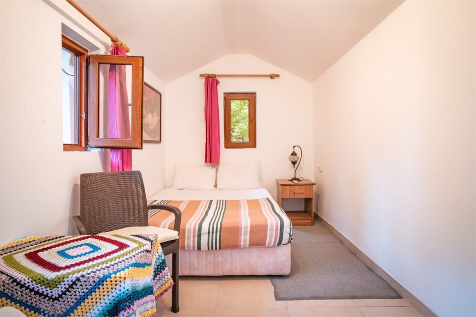 Standard Room, 1 Double Bed | Bed sheets