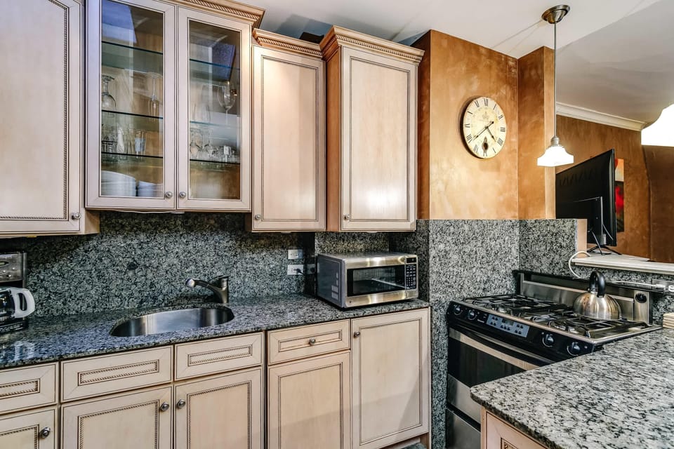 Living Room / Dining Room