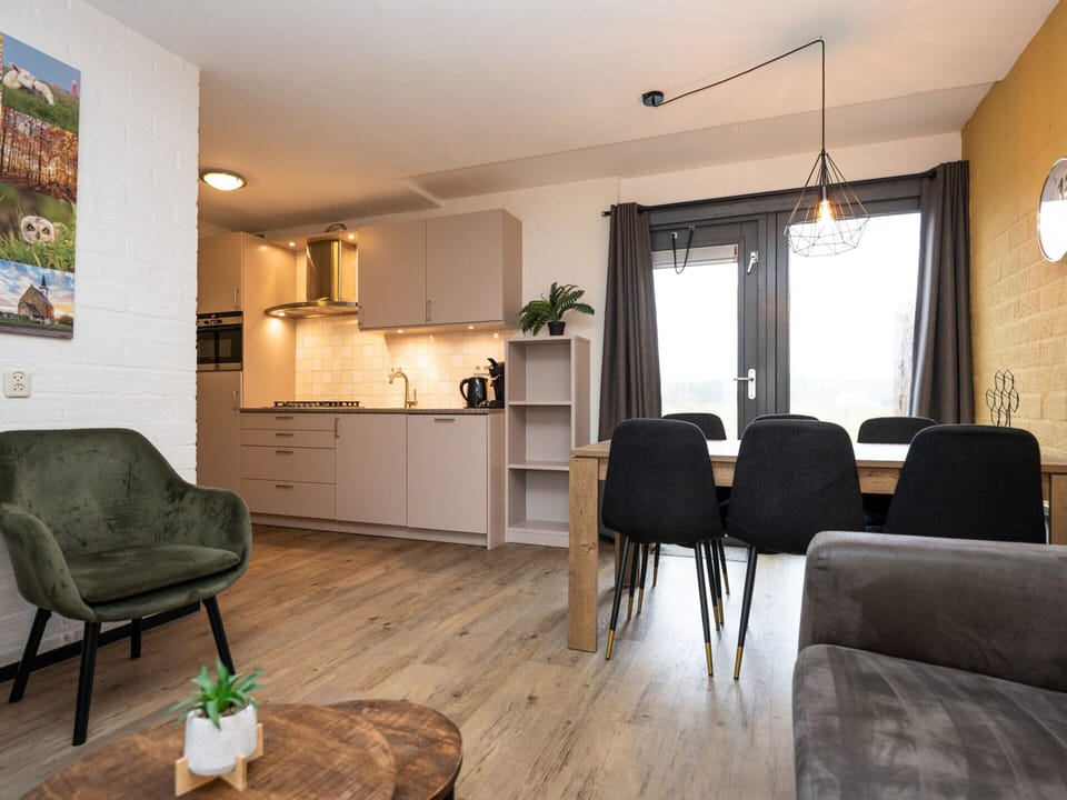 House | Dining