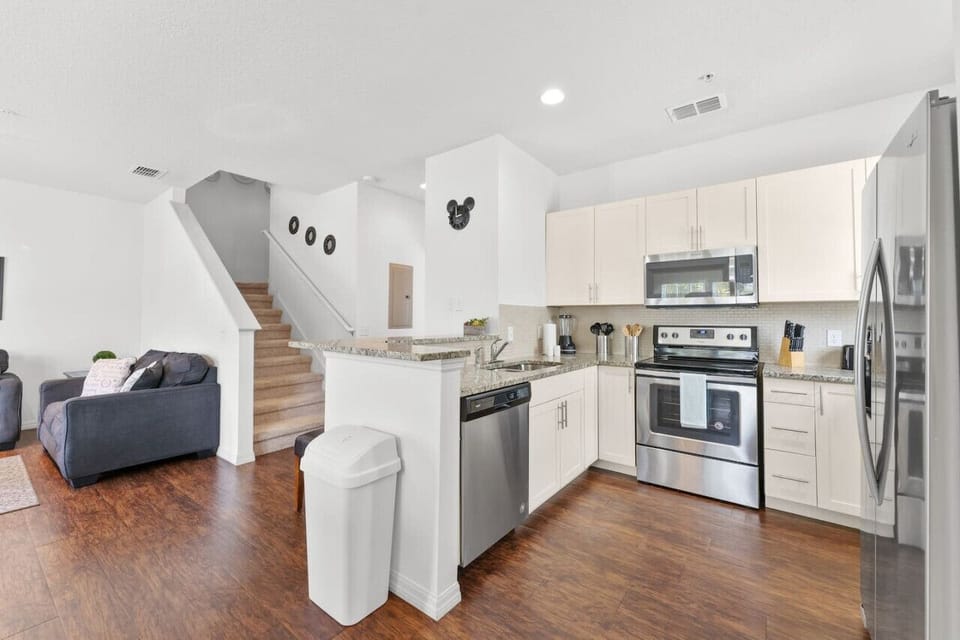 Kitchen#quiet #stylish #disney #parks #kingdom #springs #poolhouse #vacation #rental #waterpark #Kissimmee #Orlando #universal #citywalk #legoland #shortstay #longstay #bbq #grill #privatepool #westlucaya
