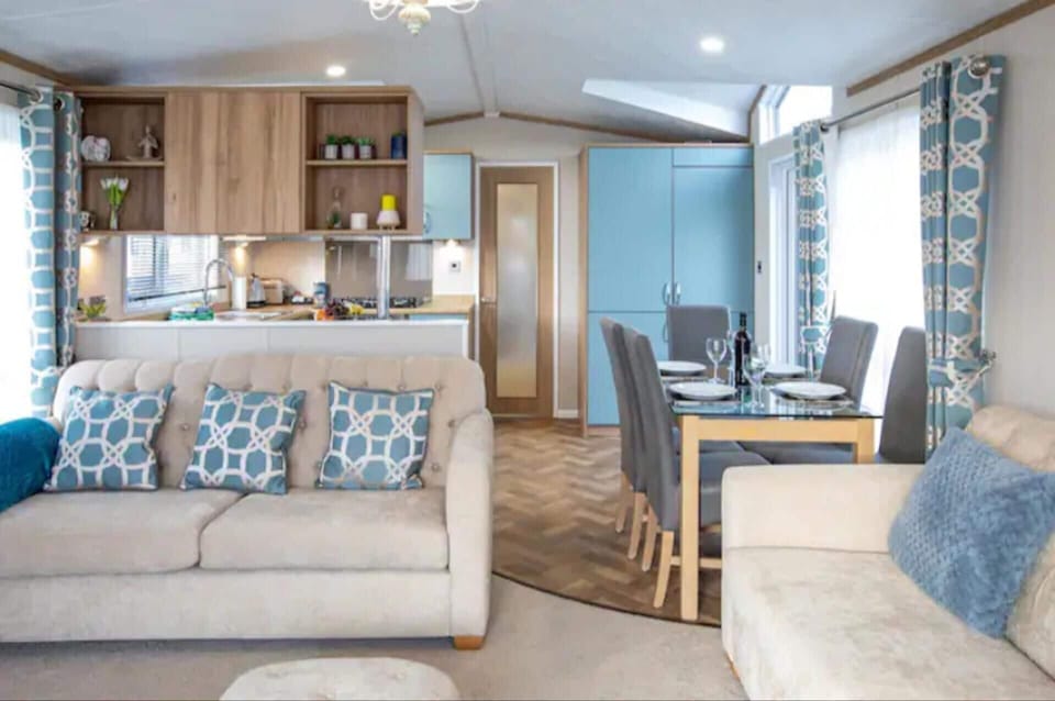 Cabin | Living area | TV, fireplace