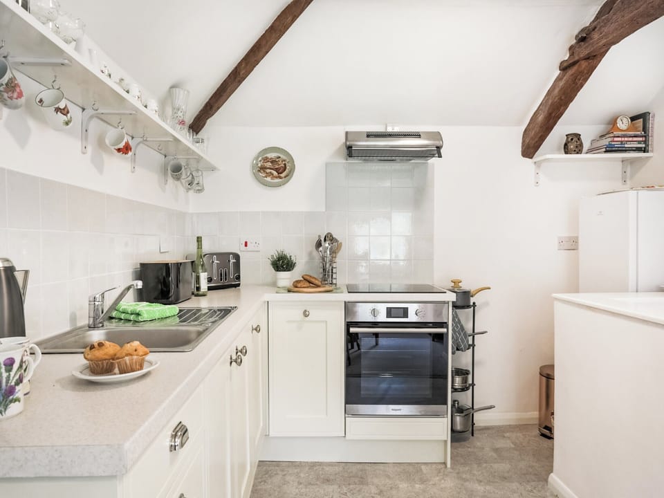 Open plan living space | Hingham Mill Cottage, Wadebridge
