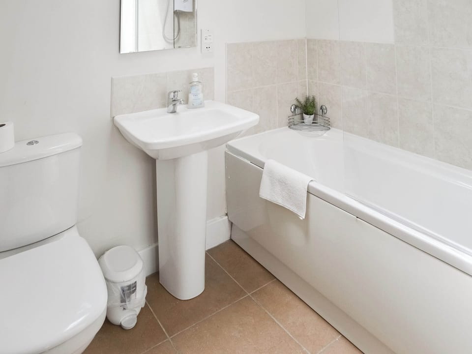 Bathroom | Heron Cottage, Netherton Near Rothbury