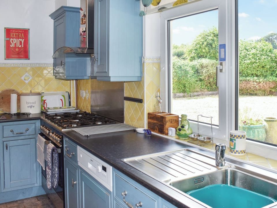 Kitchen | Poets Corner, Freshwater