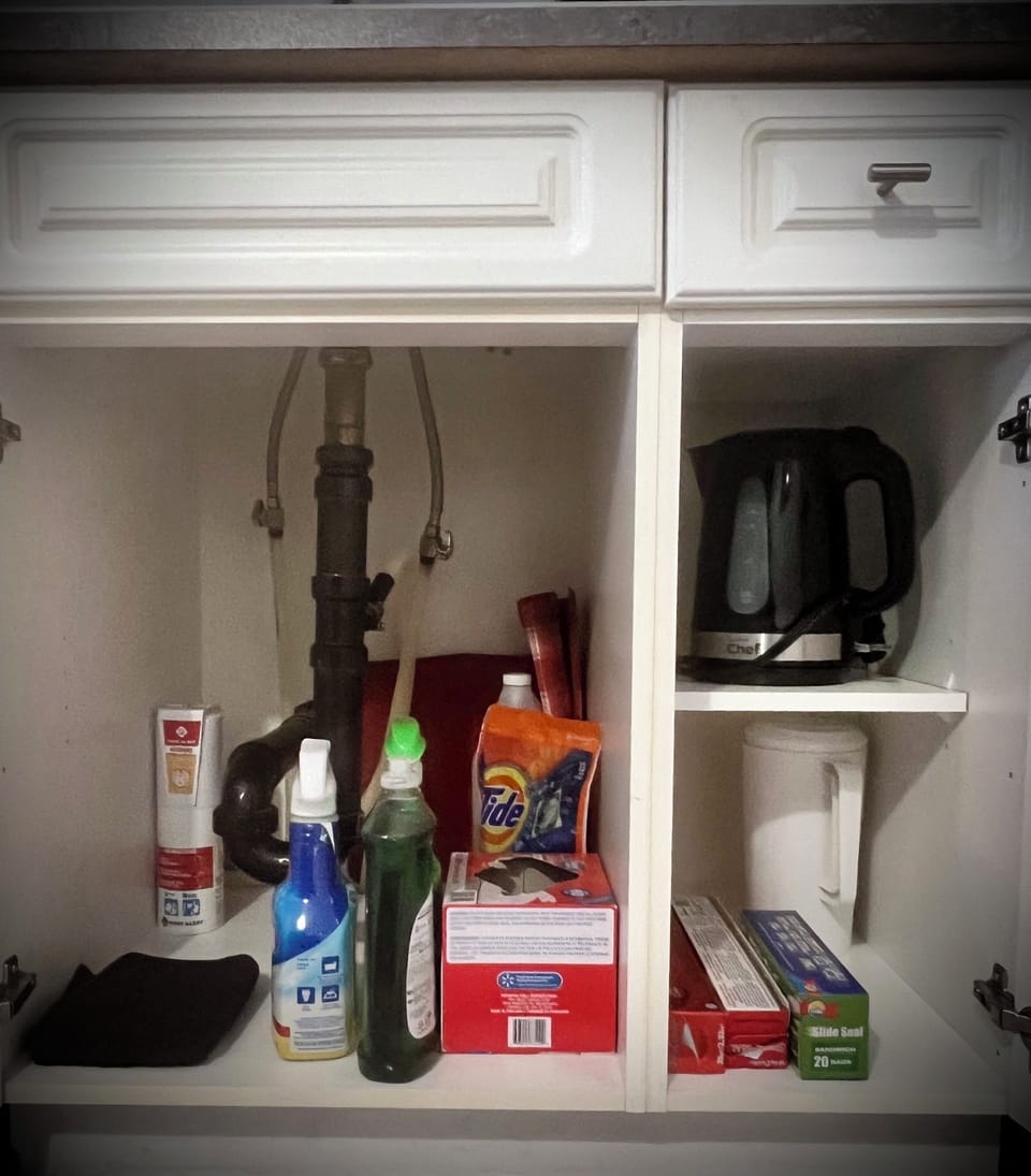 Cleaning products, amenities