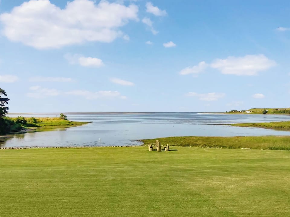 Surrounding area | Millhouse Cottage, Bamburgh