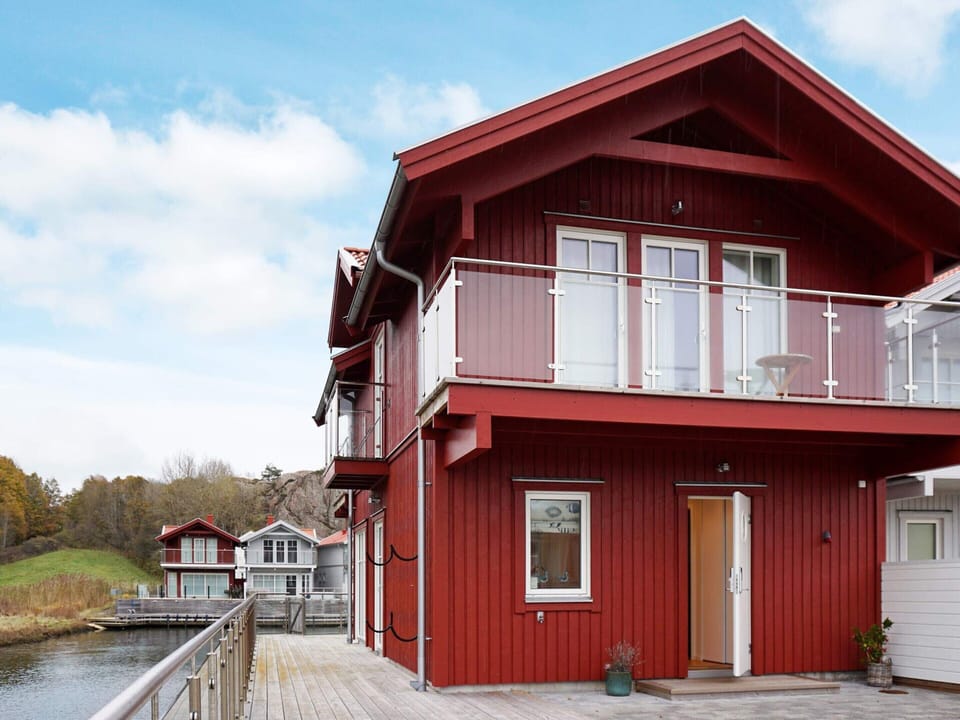 House | Exterior
