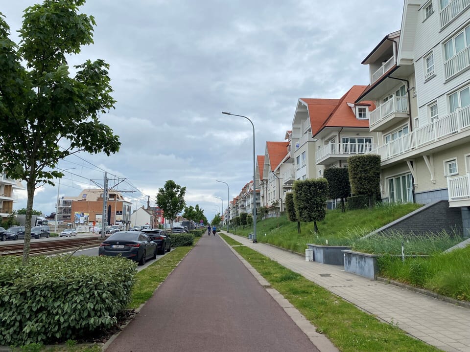 Apartment | Parking | Free self parking