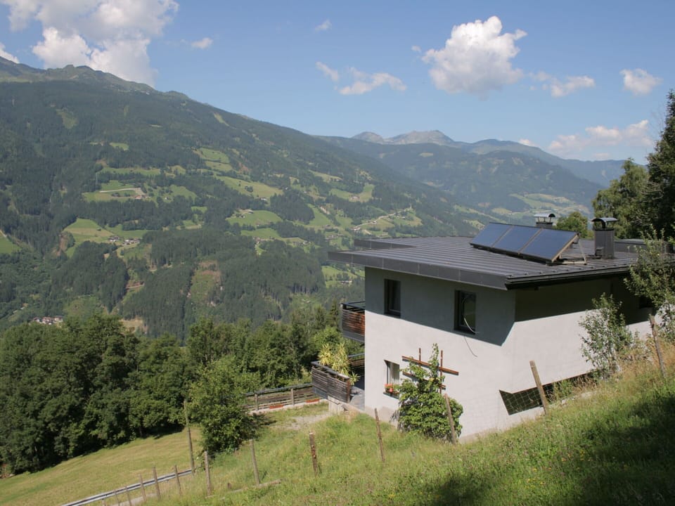 Chalet | Exterior