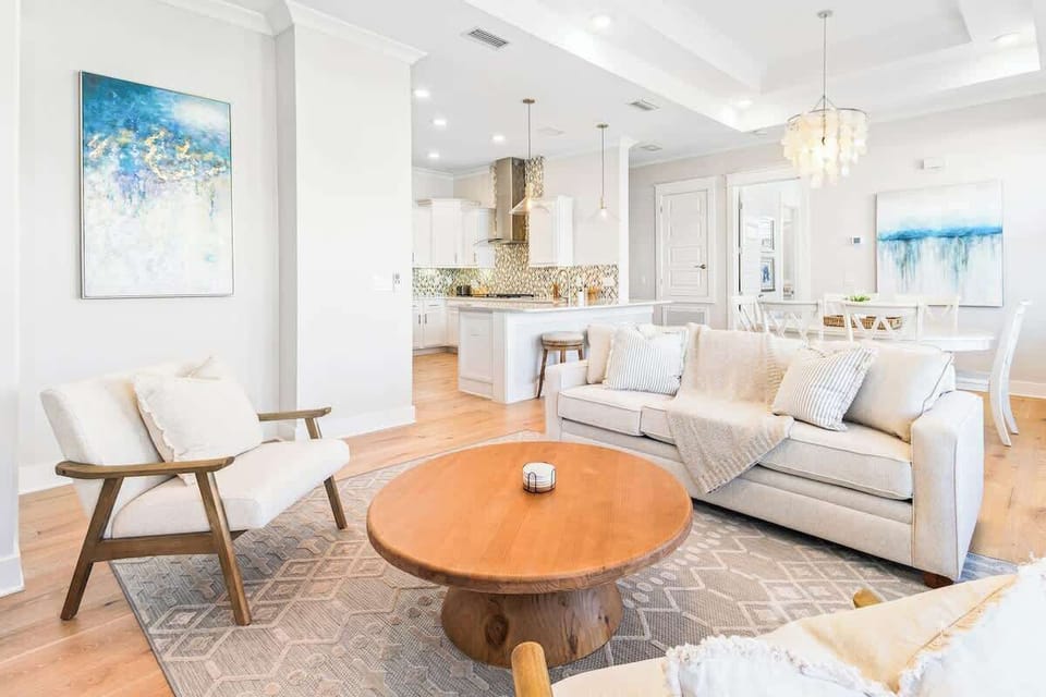 Open concept floorpan perfect for entertaining.