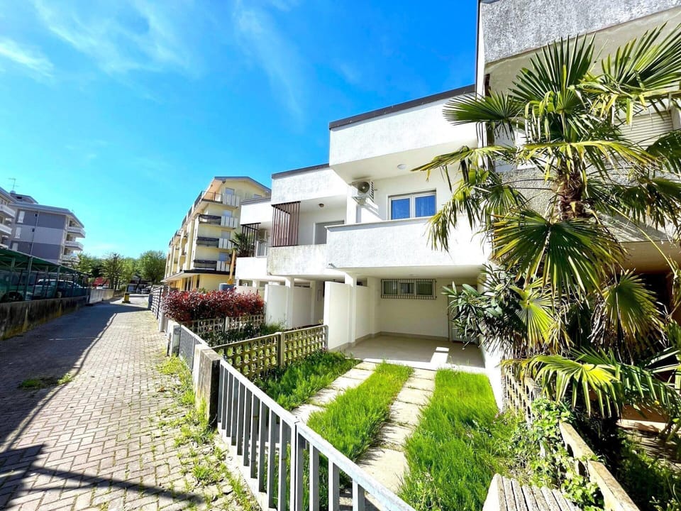 House | Exterior