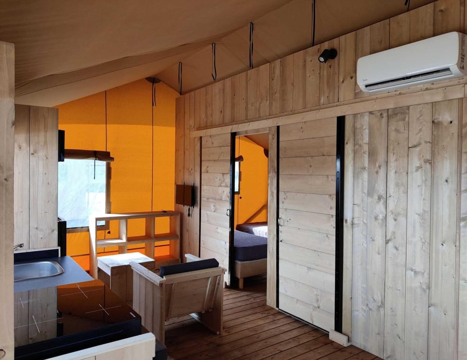 Tent | Interior detail