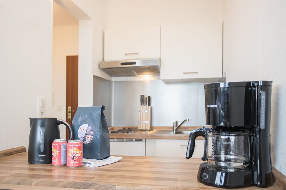 Apartment | Private kitchen | Cookware/dishes/utensils