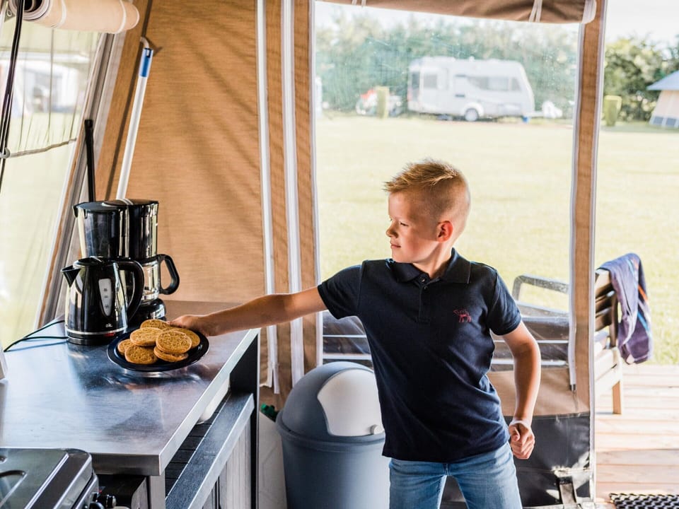 Tent | Interior detail