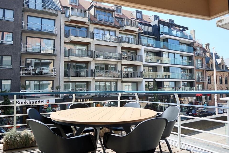 Apartment | Balcony