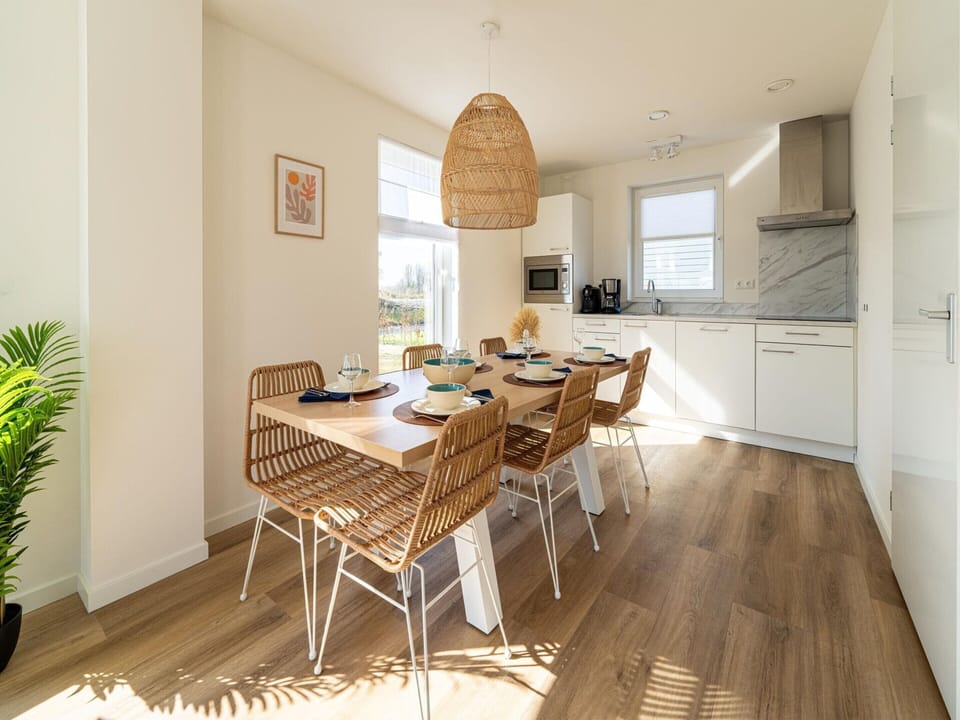 House | Dining
