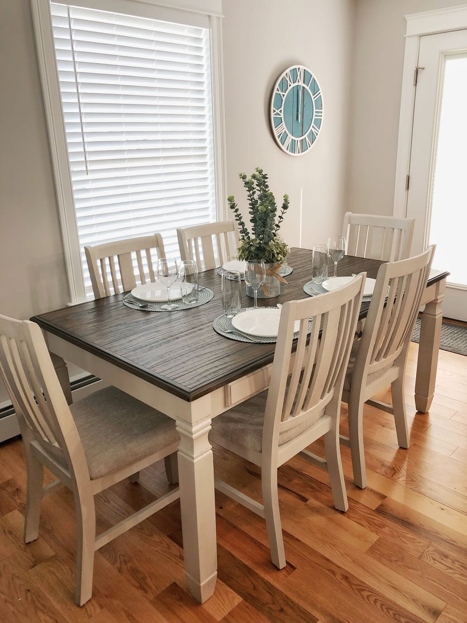 Dinging table