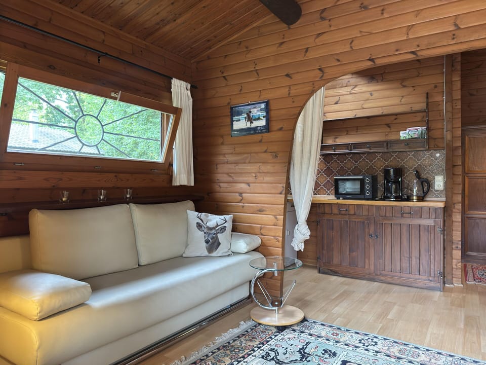 House | Living room