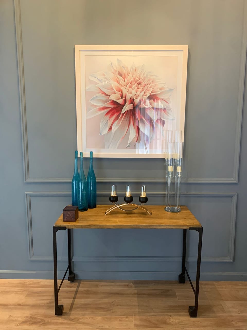 Premium Quadruple Room | Living area | 70-inch Smart TV with satellite channels, computer monitors