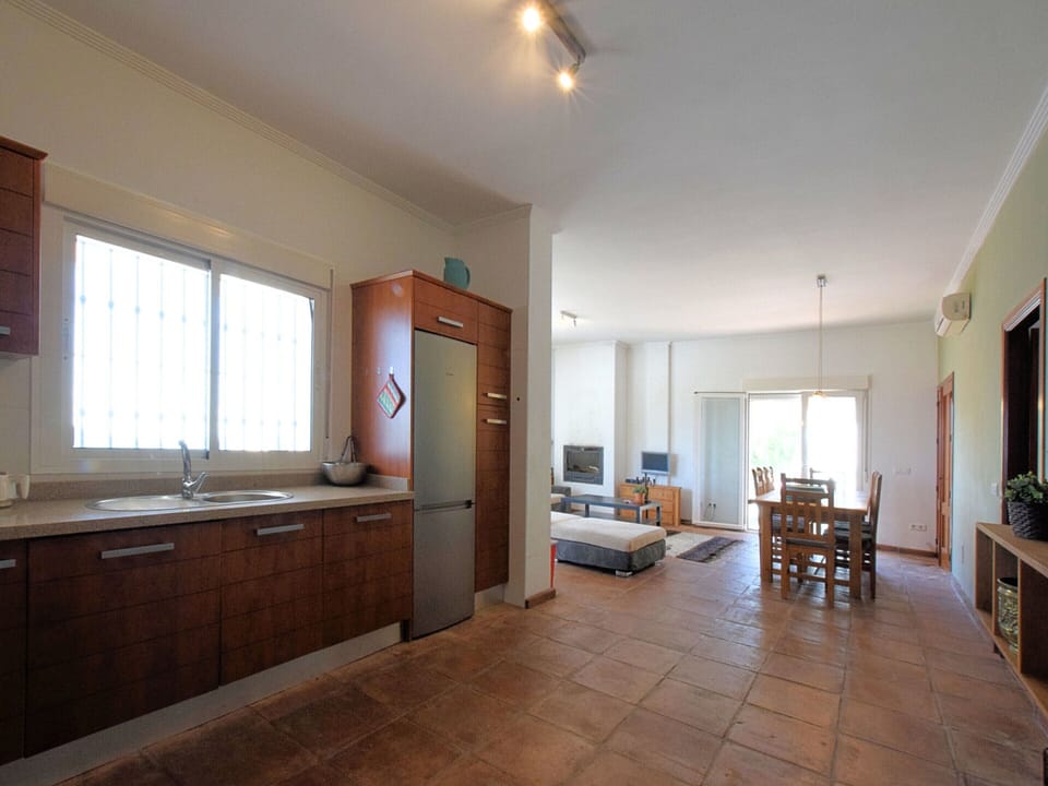 Villa | Private kitchen | Microwave, dishwasher, coffee/tea maker