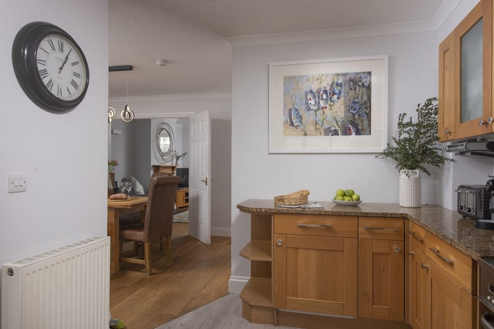 Kitchen, Decorative Feature, Toaster-7 Wheal Ayr