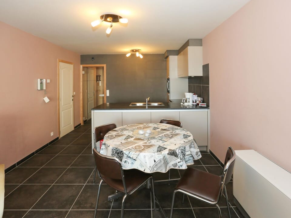 Apartment | Dining