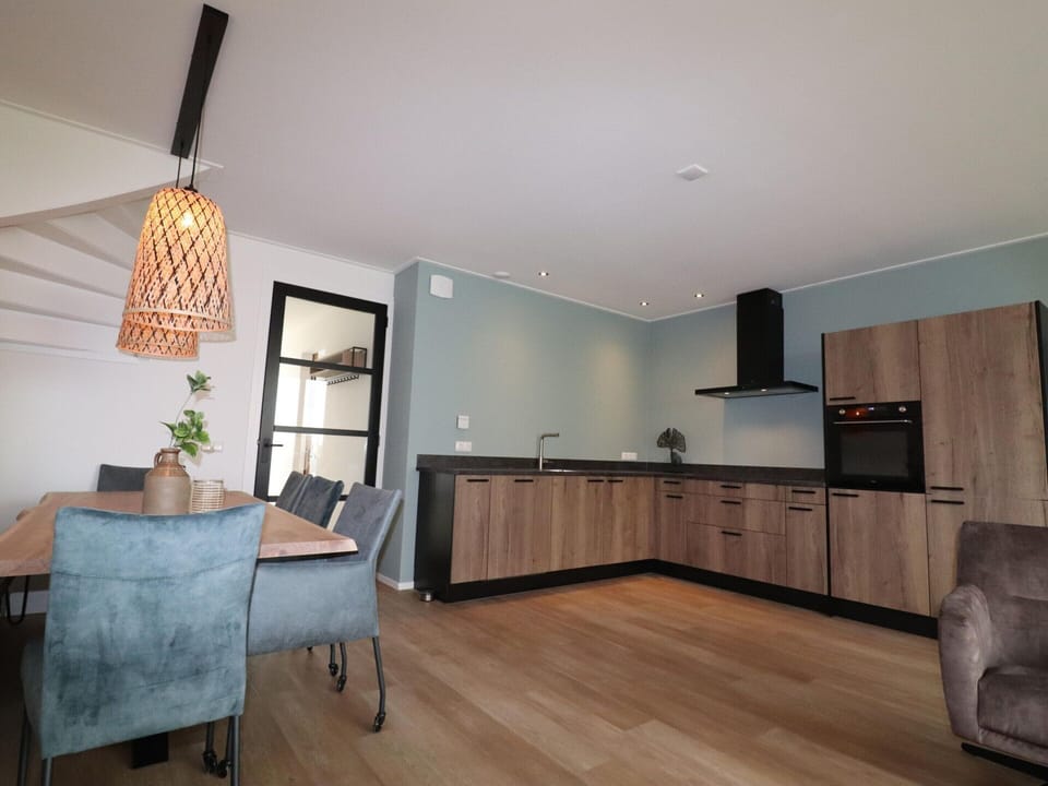 Villa | Dining
