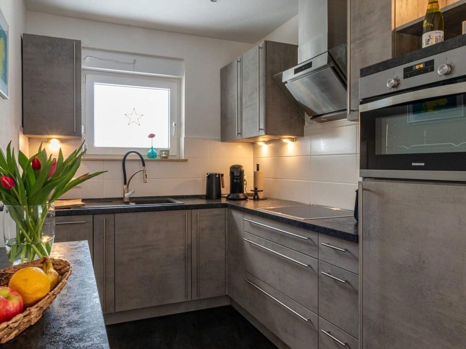 House | Private kitchen | Highchair
