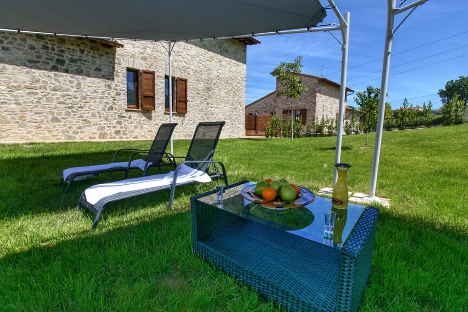 Villa | Garden
