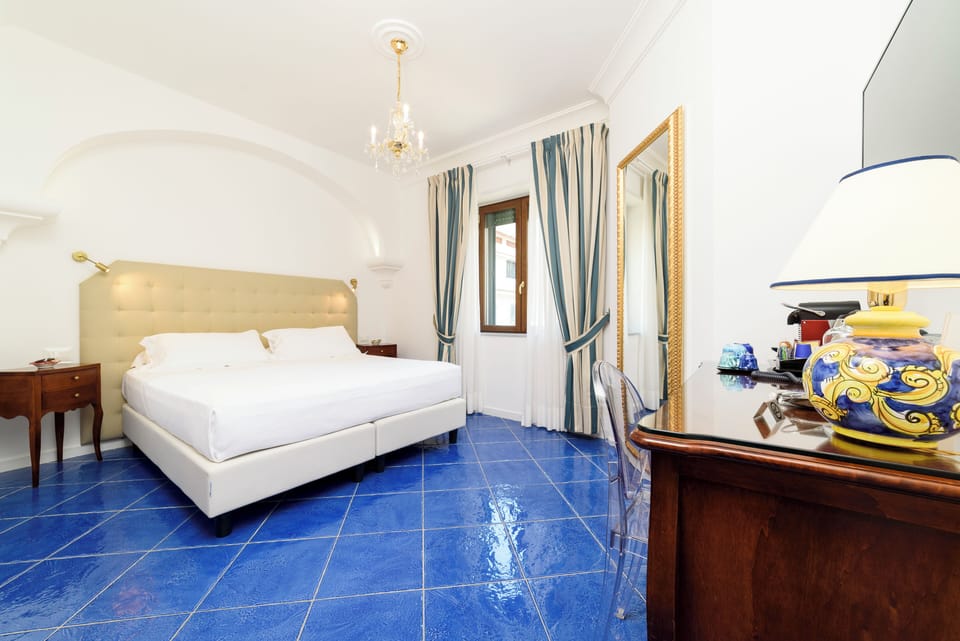 Superior Room | Premium bedding, down comforters, Select Comfort beds, minibar