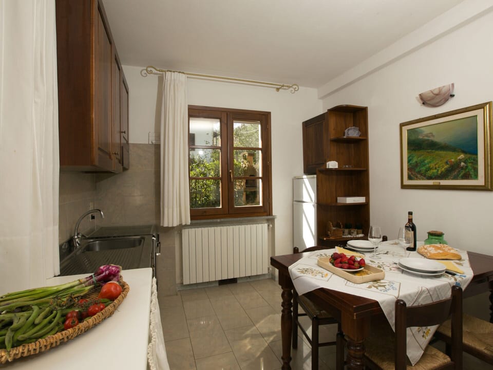 House | Private kitchen | Highchair