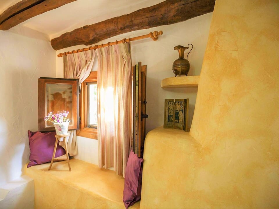House | 3 bedrooms, individually furnished, bed sheets