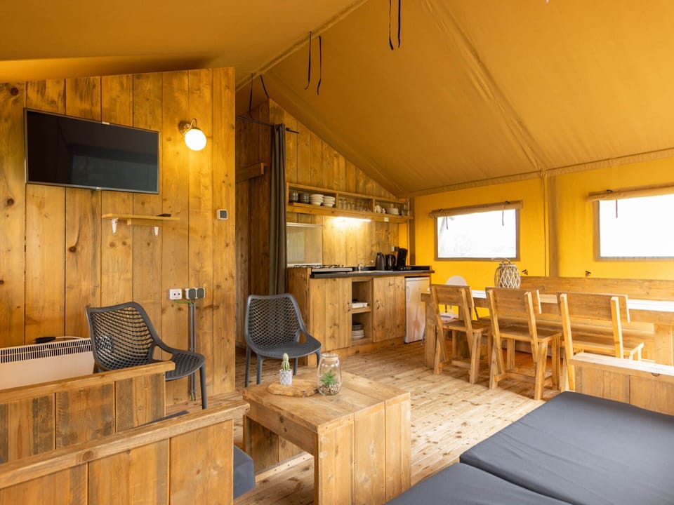 Tent | Living room